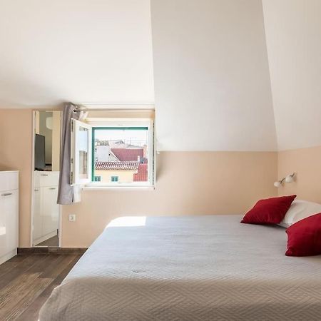 Elegant Residence Rooms & Apartments Split Exterior photo
